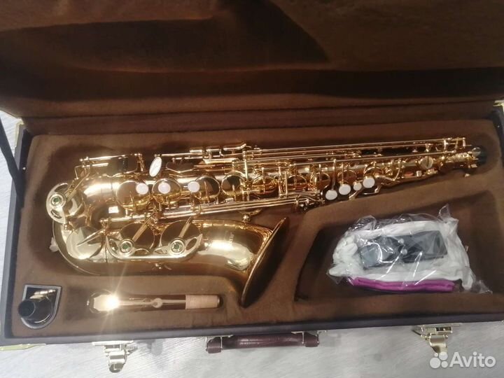 Саксофон альт Mercury