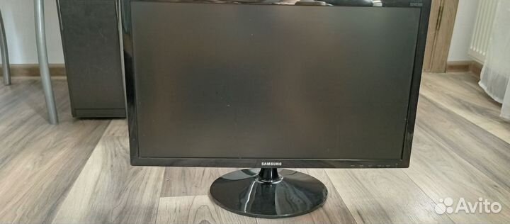 Монитор Samsung 60 гц Б/У