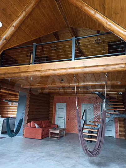 Дом 220 м² на участке 10 сот.