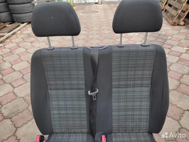 Сиденье переднее правое w906 Sprinter 651.955 0