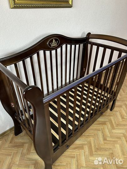 Кроватка детская из бука Baby Luce Умка маяткник