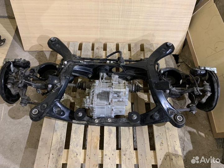 Балка/подрамник подвески задняя Lexus Rx 4 350/450