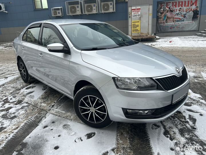 Skoda Rapid 1.6 AT, 2017, 145 000 км