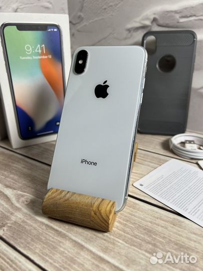 iPhone X, 64 ГБ