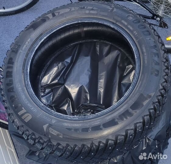 Goodyear Ultragrip Ice Arctic 185/65 R15 88T