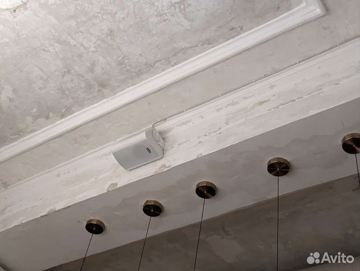 Установка фоновой музыки (кафе, магазины и др.)