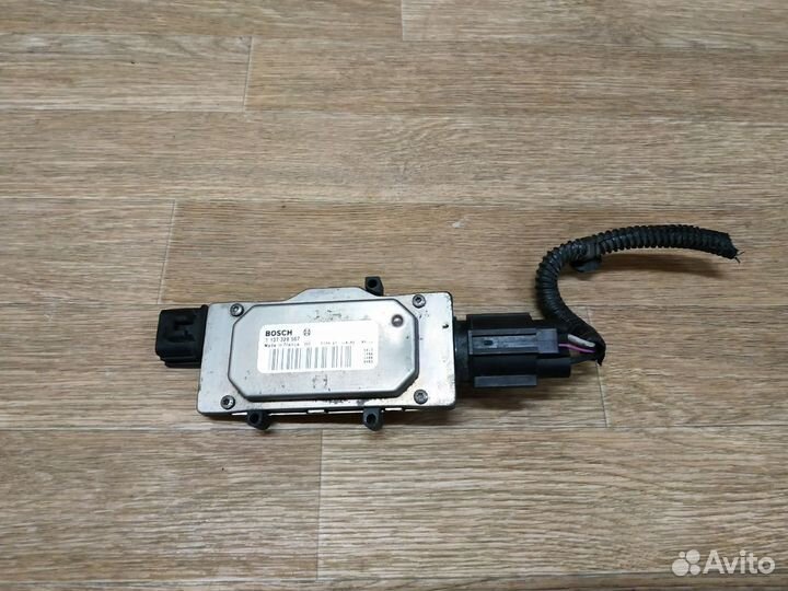 Блок управления вентилятором Ford Focus 3
