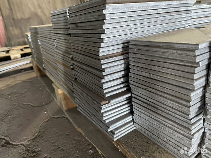 Рубка, резка металла на гильотине