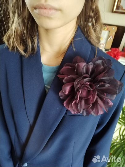 Брошь цветок из ткани