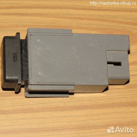 Кнопка обогрева заднего стекла Toyota Camry V20