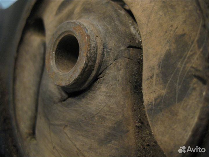 Балка продольная передняя Nissan Primera P12 седан