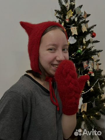 Комплект шапочка с ушками+варежки косы