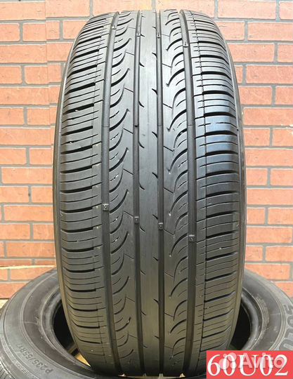 Kumho Solus KH25 235/55 R17 98L