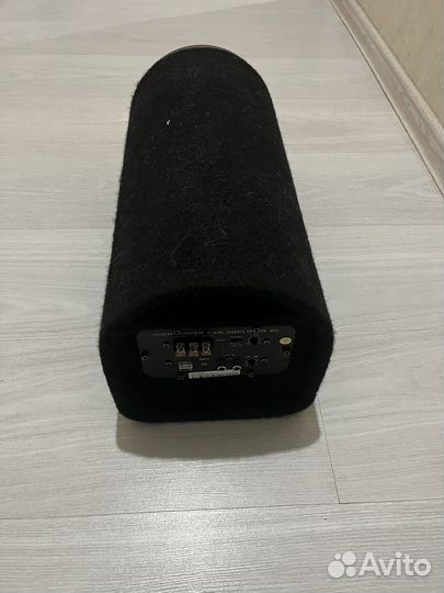 Автомобильный активный сабвуфер ACV