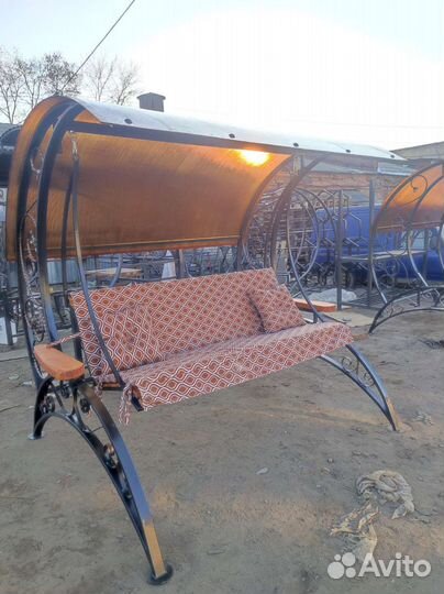 Садовые качели