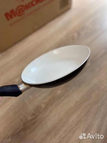 Сковорода эмалированная