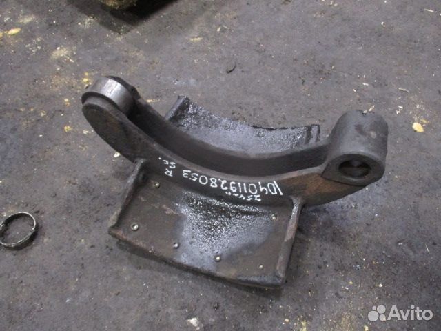 Колодка барабанного тормоза задняя Scania 1300205