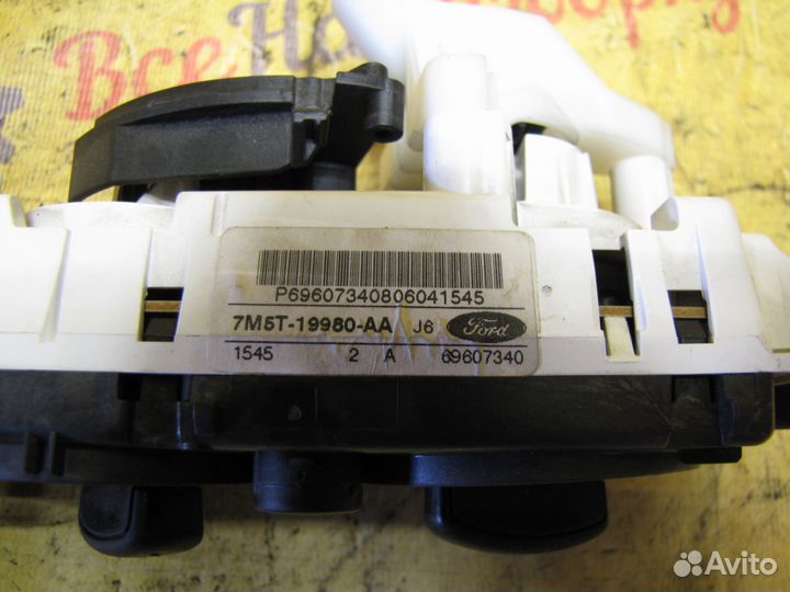 Блок управления печкой Ford Focus 2