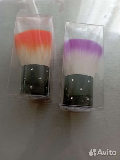Кисточки для пудры и румян