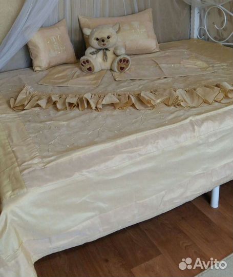 Покрывало и наволочки