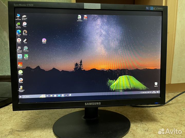 Монитор samsung E1920NW