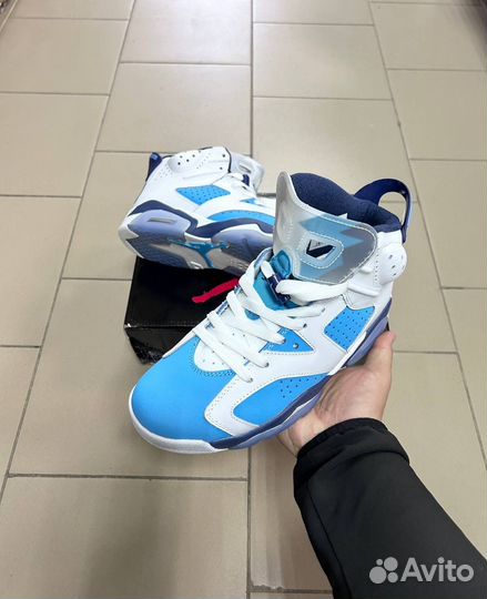 Nike Air Jordan 6 Retro