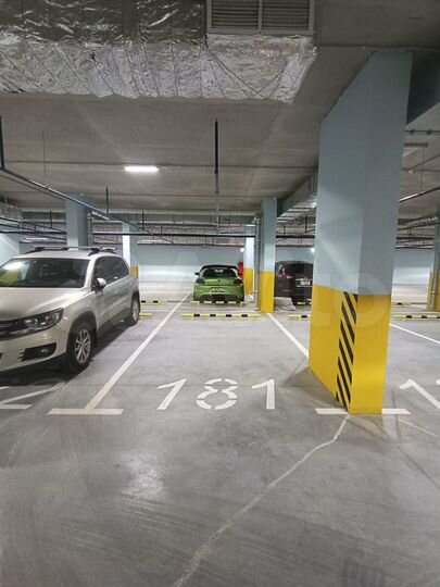 Машиноместо, 15 м²