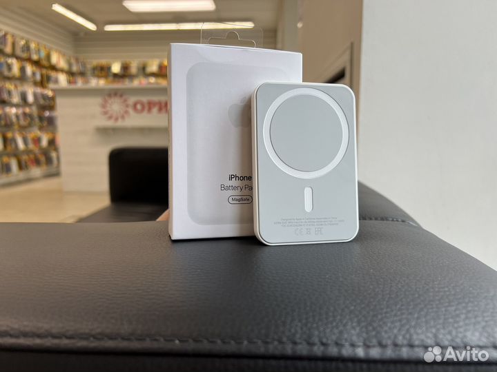 Внешний аккумулятор MagSafe Battery Pack 4000Mah