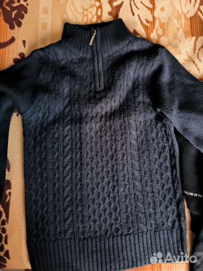 Свитер из натуральной шерсти для мальчика