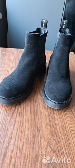 Ботинки челси женские замшевые 37