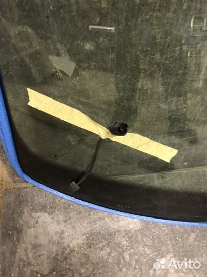 Лобовое стекло на фольцваген тигуан