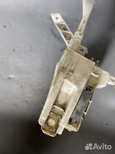 Бачок омывателя Nissan Teana 32 9475