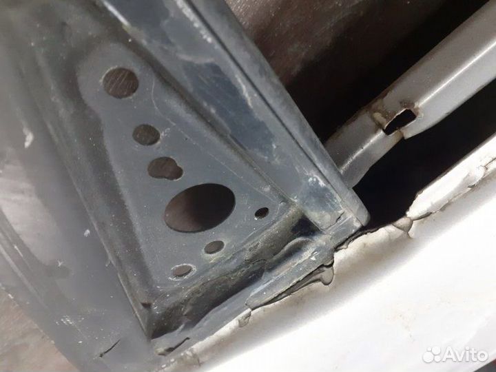 Дверь передняя левая Toyota Land Cruiser Prado