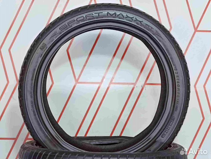 Dunlop Sport Maxx RT 225/40 R18