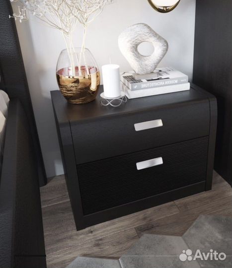 Тумбочка прикроватная бу