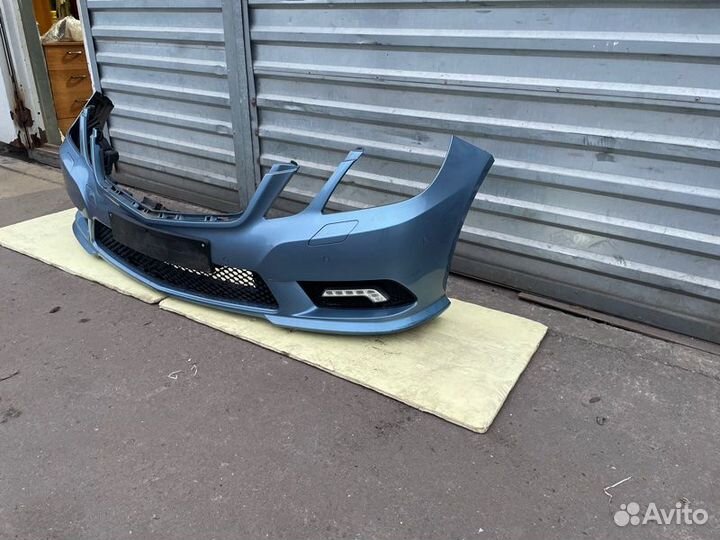 Бампер передний Mercedes Benz E Class W212 OM651