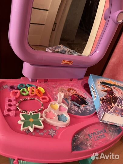 Туалетный столик для девочки холодное сердце