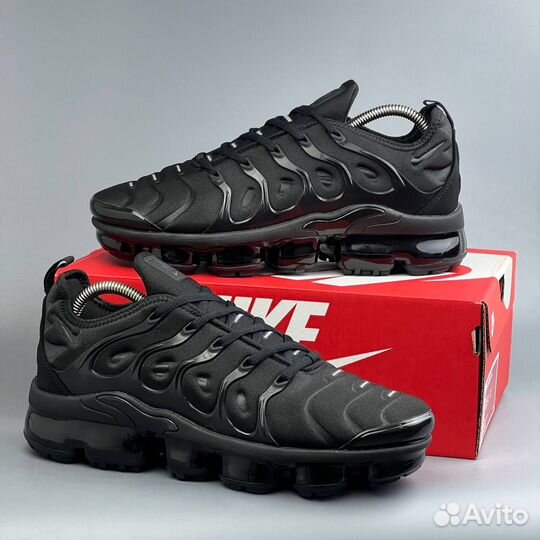 Черные Nike Vapormax Plus