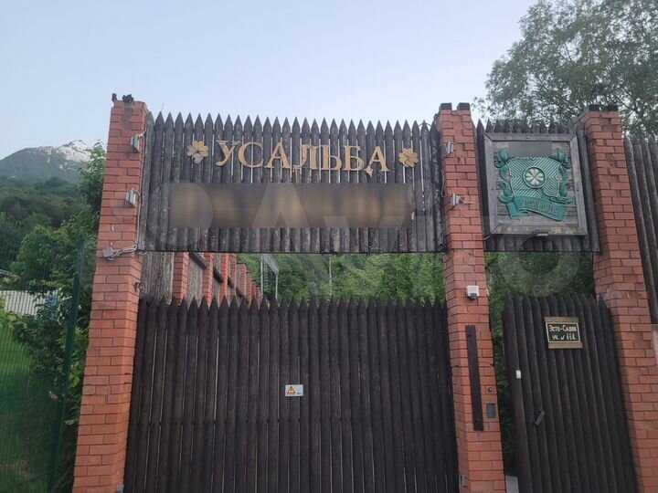 Коттедж 450 м² на участке 100 сот.