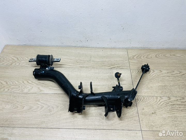 Рычаг задний левый нижний Honda CR-V 3