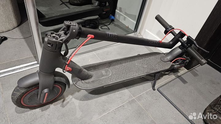 Электросамокат xiaomi m365 pro