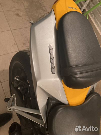 Suzuki GSX-R 600 K8