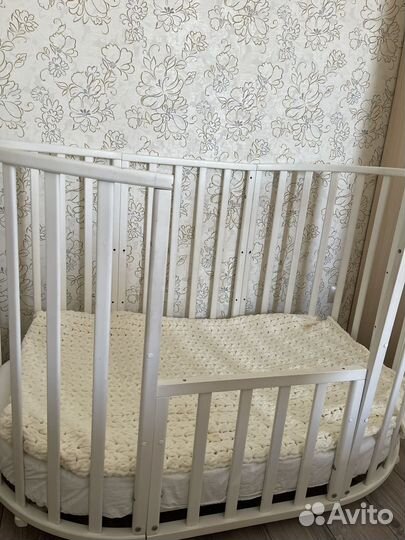 Детская кроватка круглая овальная