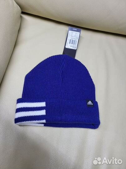 Детская новая шапка Adidas