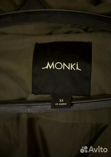 Куртка женская длинная зимняя Monki 42 44