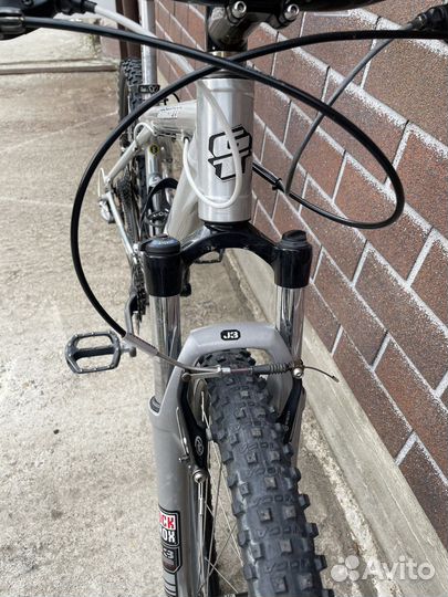 Велосипед GT Avalanche 1.0 S (16