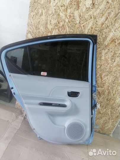 Toyota aqua запчасти