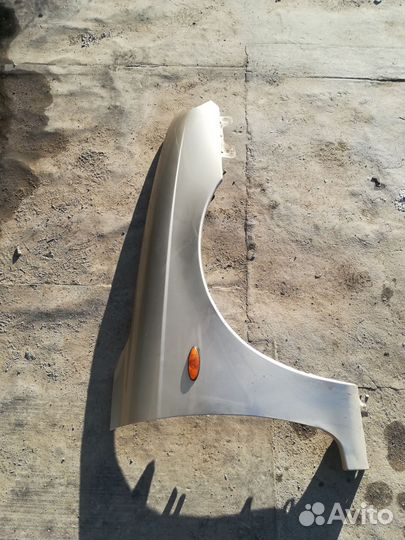 Крыло переднее правое Kia Spectra