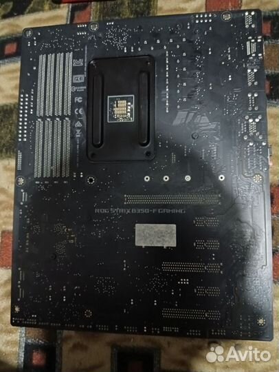 Материнская плата с процессором и памятью ddr4