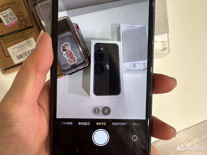 iPhone 11, 64 ГБ